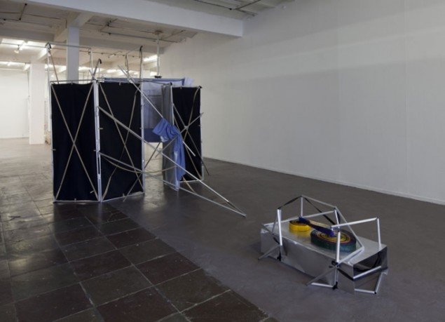 Deus Ex Machina, 2012. Installationview. (Foto: Anders Sune Berg) © Isabella Bortolozzi Galerie
