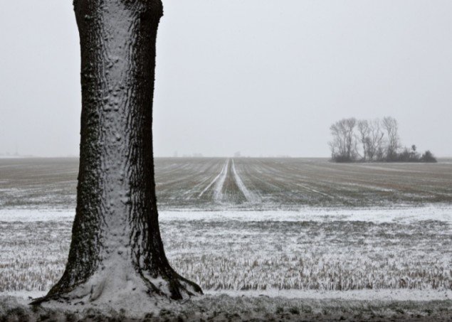 Snemark / Snow field, 2010, Per Bak Jensen, C-print 125 cm x 165 cm Ed. 6. Foto: Per Bak Jensen, Galleri Bo Bjerggaard.