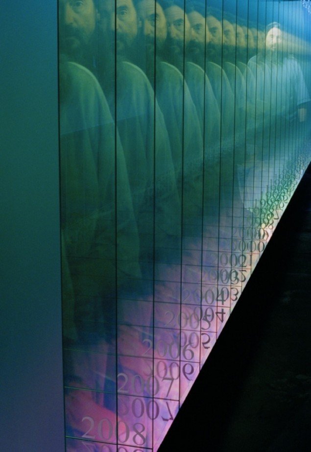 The Sliding Doorway, video og installation, 53 min., 2010. Pressefoto.