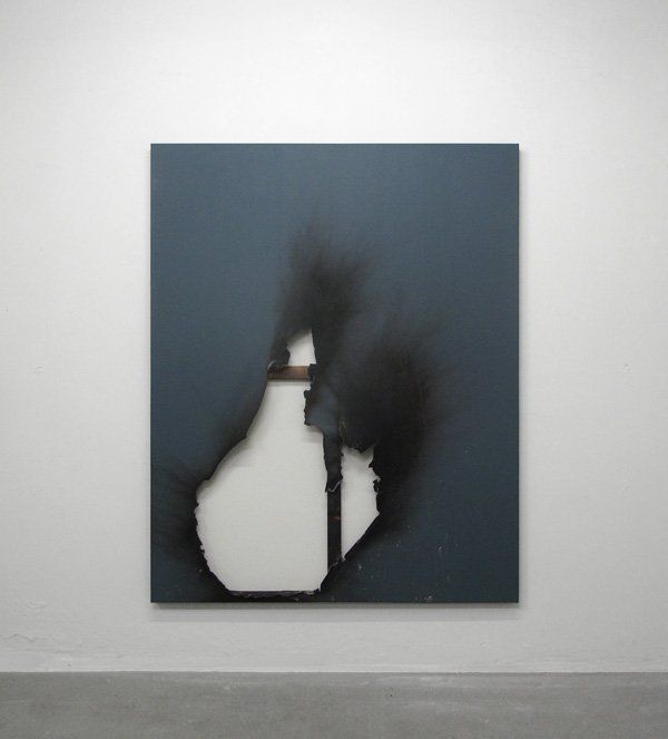 Borderline (new territory) No. 9, Industrial paint, fire and water on canvas 150 x 120 cm, 2012. Foto: Henningsen gallery 