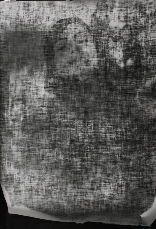 Matt Saunders: Silver Hamlet #2, 2011-13. Sølv-gelatine-tryk på fiberbaseret papir, 167 x 110 cm. På Slow Fading Hand, Martin Asbæk Gallery, 2014. Foto: Matt Saunders