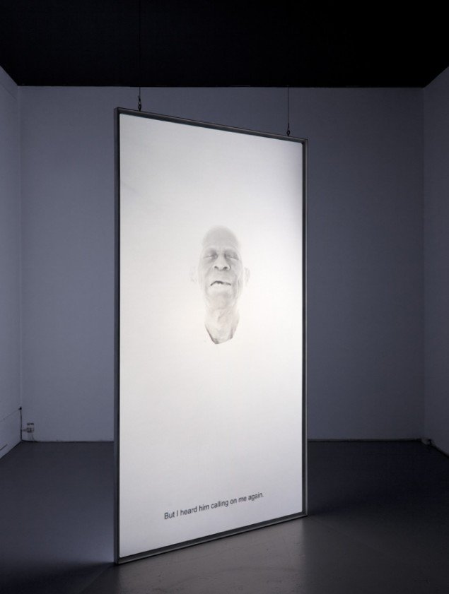 Installationsview fra Say it loud!, Nikolaj Kunsthal, 2014 med værket The Invisible Empire, 2010. Foto: Léa Nielsen