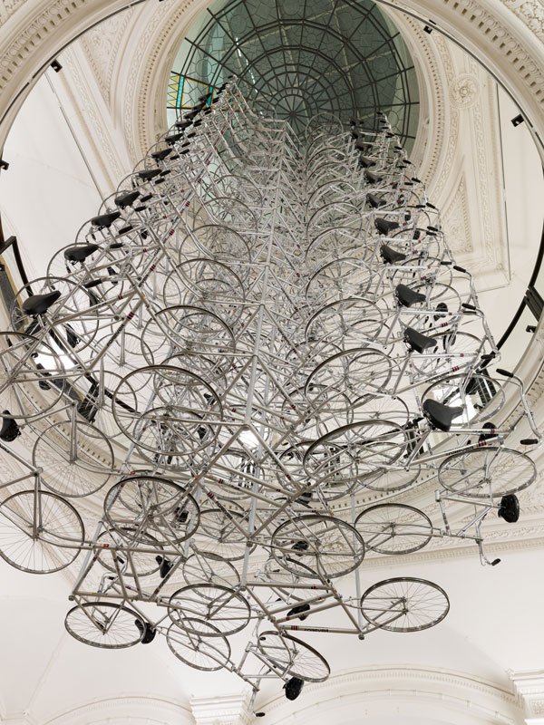 Ai Weiwei: Very Yao, 150 cykler (II), 2009.