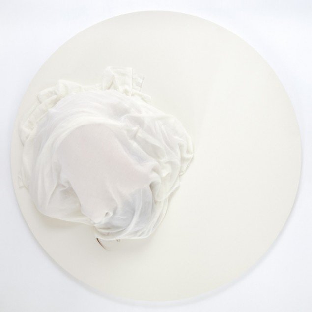 Sophia Kalkau: Off White, 2014.
