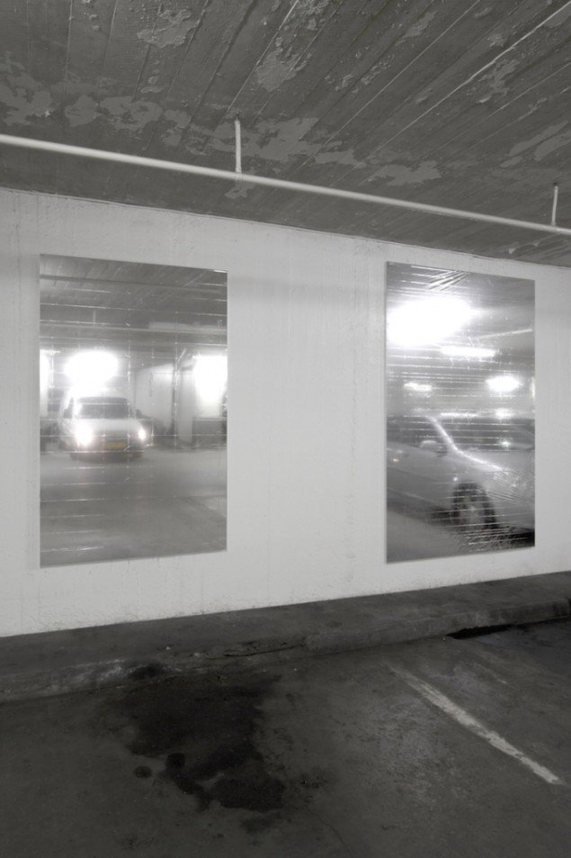 New Paintings Caught in the Headlights of Parking Cars, 2012, Skulptur Odensen 14. Foto: Mikkel Carl