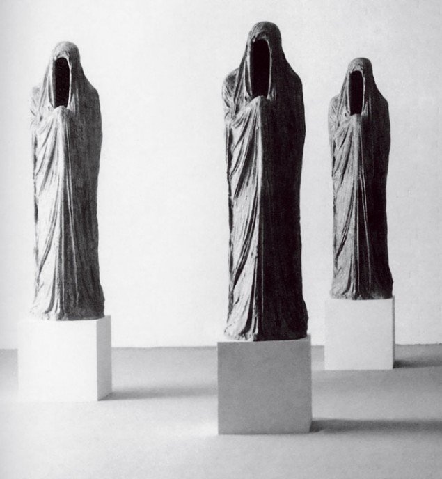 Christian Lemmerz: Gestalt, fra udstillingen Skrevet i vand, Århus Kunstmuseum, 1988. (Foto: Poul Pedersen)