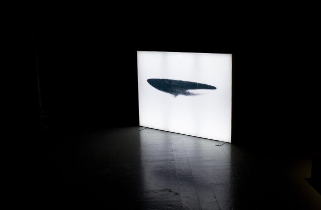Orbiter - The Space Compressor, 2015, print på vinyl i lyskasse med aluminiumsramme. Fra udstillingen Ung Dansk Fotografi '15, Fotografisk Center, København. Foto: A. Ramdas