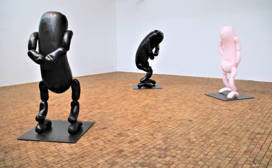 Erwin Wurms skulpturer varer et minut