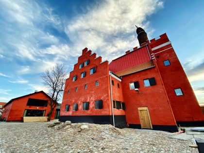 Maltfabrikken i Ebeltoft: Ildsjæle henter internationale kunstnere til byen
