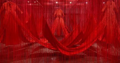 Chiharu Shiota – Invisible Line