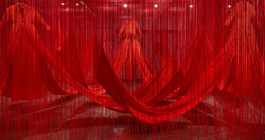 Chiharu Shiota – Invisible Line